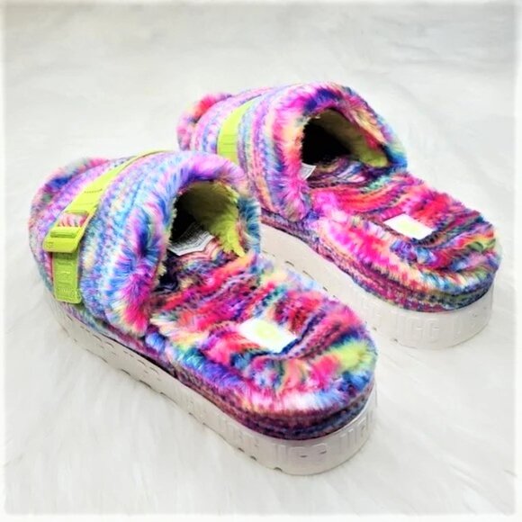 NWT UGG Slippers Platform Fluffita Pixelate Women Plush Multi Color Size 7 - Picture 3 of 7